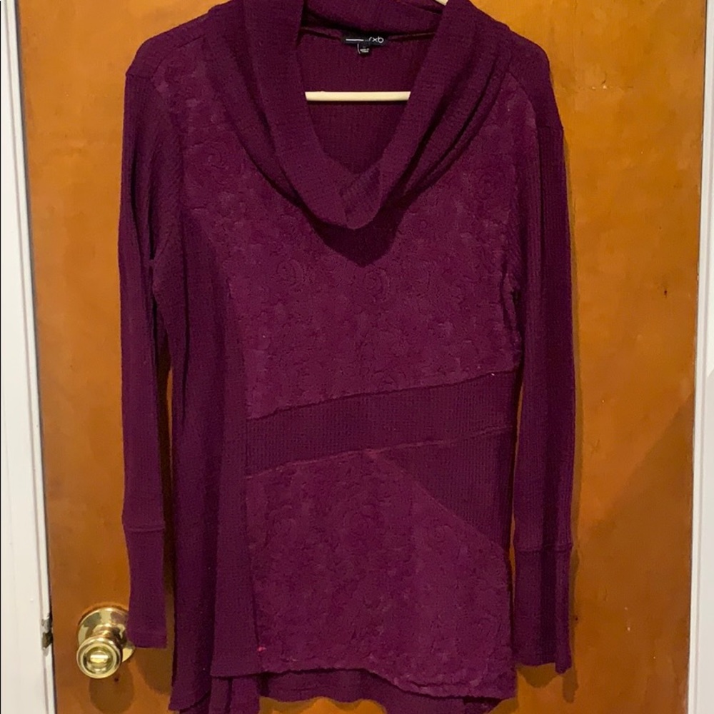 Maroon sweatshirt